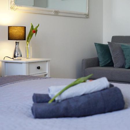 Small Residence - Apartamenty Sienkiewicza Kielce Bagian luar foto