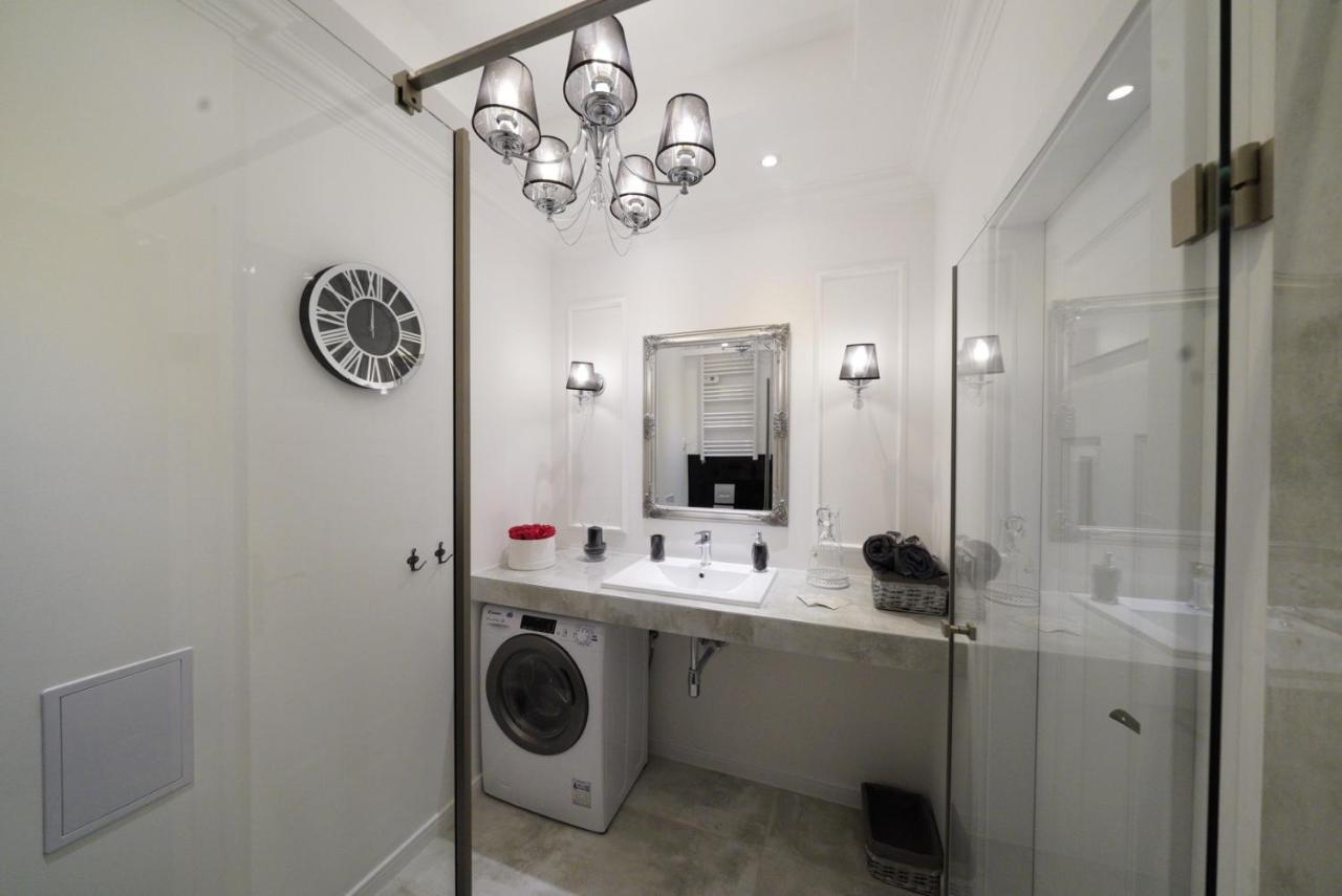 Small Residence - Apartamenty Sienkiewicza Kielce Bagian luar foto